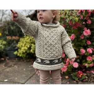 Kerry Woollen Mills 100% Irish Pure New Size Age 5-7. Roll Neck Sheep Print EUC